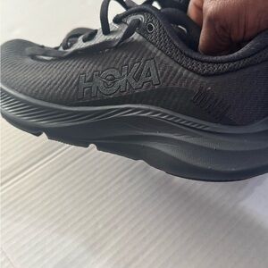 Hokas Solimar womens  shoes Sz:8 Sleek all-black design
